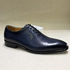 Chaussures brogues en cuir de vachette de haute qualité avec embout renforcé et semelle amortissante, chaussures de bureau pour hommes, chaussures habillées - Product Image 4