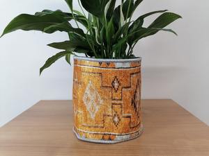 Encantadora maceta tejida con cesta con sutiles tonos de color para complementar la estética de cualquier habitación sin esfuerzo - Product Image 2