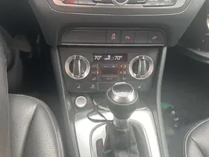 Audi Q3 2.0T Premium Plus 2015 - Product Image 2