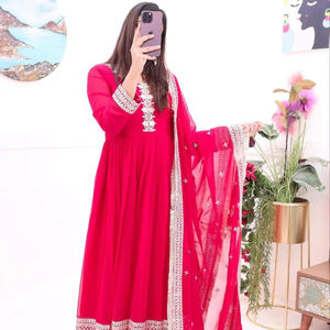 ชุดคอลเล็คชั่นชุดคอลเล็คชั่นตัดเย็บสวยงามของเทนเนสซีสำหรับงานปาร์ตี้ - Product Image 1