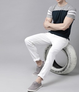 La última camiseta de moda para hombre de color sólido para adultos/Camiseta lisa de secado rápido con diseño OEM personalizado - Product Image 4