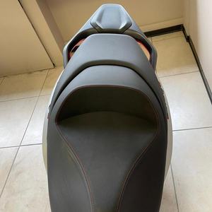 Scooter de Dos Ruedas Inteligente PIAGGIO BEVERLY 400 S ABS-ASR con Motor sin Escobillas y Conectividad con Aplicaciones - Product Image 3