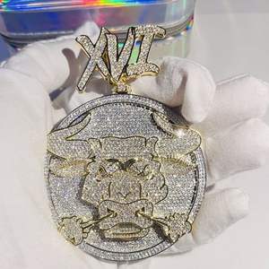 Mossinate de buena calidad colgante personalizado Cabeza de Vaca plata esterlina Animal joyería D Vvs Moissanite colgante - Product Image 5