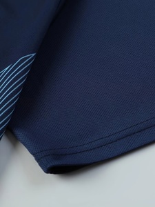 Conjunto de camiseta de fútbol transpirable y de secado rápido personalizado de alta calidad para equipos y clubes - Product Image 5