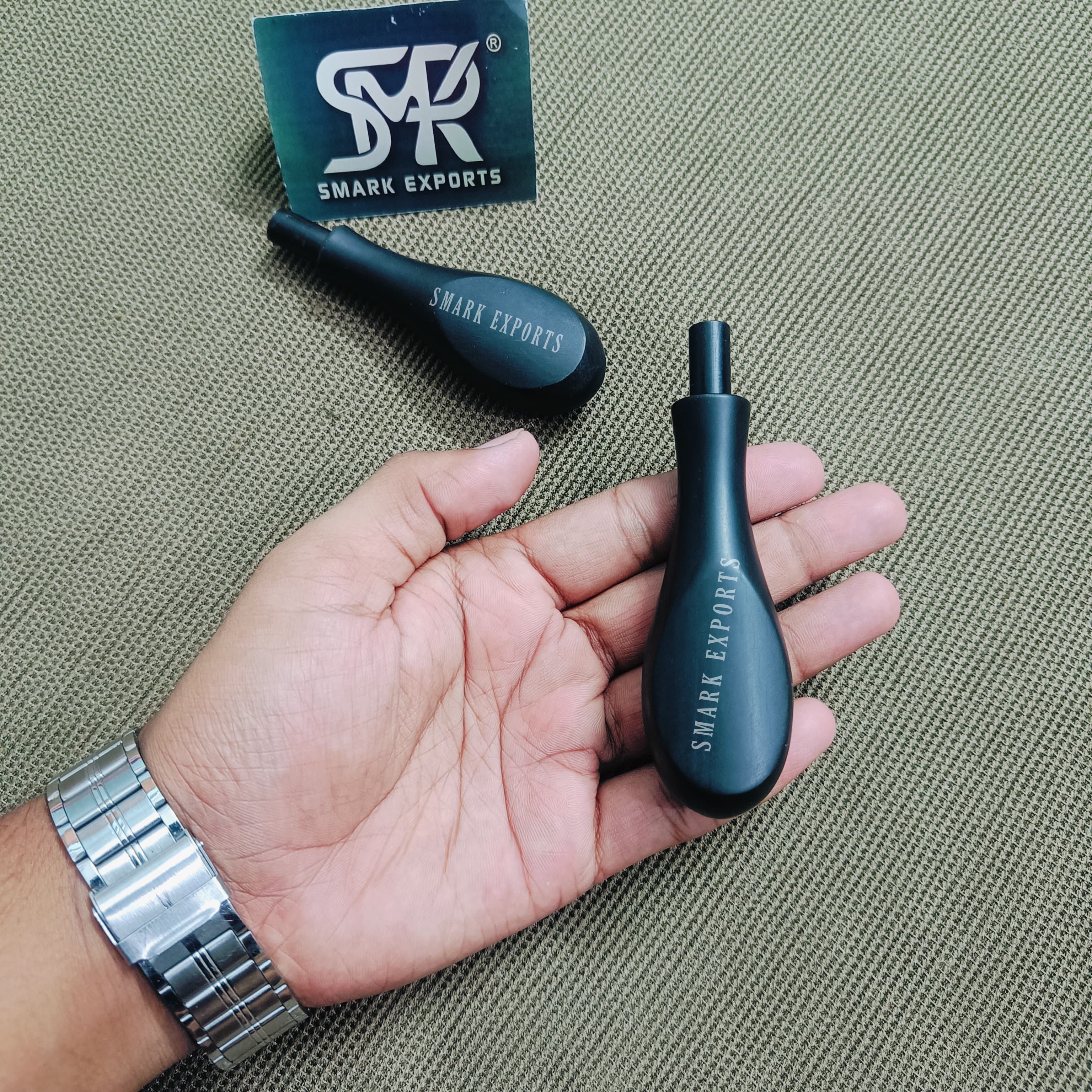 natural horn black color