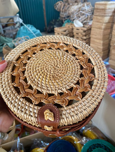 Sac en rotin fait main vietnamien avec tissage élégant et options de marque personnalisées - Product Image 2