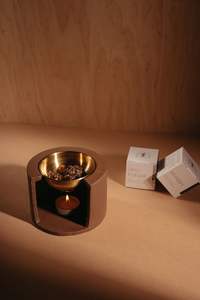 Quemador de incienso de metal hecho a mano más vendido con estética tradicional para el Templo del hogar y la elegancia de la sala de estar - Product Image 5