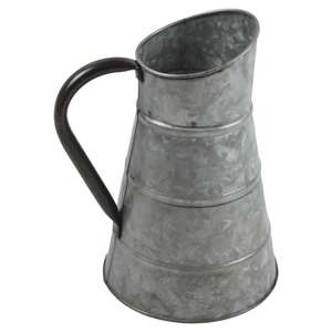 Arrosoir classique en métal pour l'extérieur, conçu pour les tâches d'arrosage régulières, offrant une prise en main solide et un jet stable et équilibré. - Product Image 6