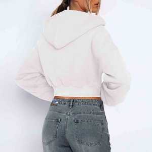 Sweat à capuche court zippé personnalisé imprimé 100% coton style streetwear logo avant respirant anti-boulochage pour femme - Product Image 3