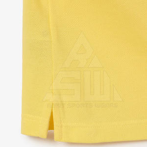 Camiseta Moderna de Manga Corta para Hombre, Tejido de Punto Sólido con Textura de Secado Rápido para Uso Diario - Product Image 5