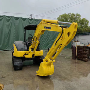Offre Spéciale pelle sur chenilles d'occasion Komatsu PC40MR au Japon, avec pièces moteur noyau - Product Image 1