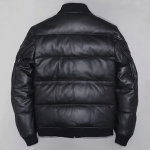 Chaqueta acolchada negra para hombre, chaqueta acolchada con capucha de piel de cordero auténtica - Product Image 4