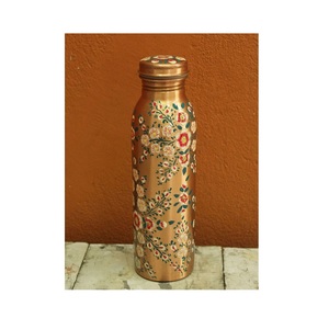 Bouteille en cuivre pur de qualité supérieure pour le yoga de la salle de sport et la bouteille d'eau de bureau en cuivre pur meilleur fabricant de santé de l'Inde - Product Image 5