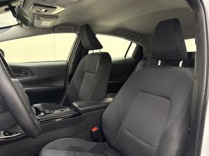 ขายรถยนต์โตโยต้า พรีอุส LE FWD แฮทช์แบค ปี 2025 ระบบขับเคลื่อนไฮบริดแบบเกียร์แปรผันต่อเนื่อง - Product Image 3