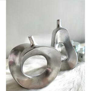 Vase végétal doré et vase à fleurs design idéal pour la décoration intérieure personnalisé fait à la main meilleur décor intérieur et design fait main - Product Image 1