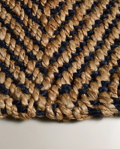 Alfombra de yute hecha a mano duradera ecológica patrón de diamante moderno antideslizante felpudo para mascotas para uso en interiores y exteriores - Product Image 1