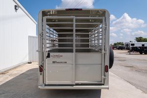 Remorque agricole de qualité supérieure à vendre, 14 pieds, trois essieux, capacité totale de 3500 kg, avec portes centrales amovibles. - Product Image 6