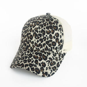 Casquette Papa Personnalisée en Toile 100% Coton, Qualité Supérieure, 6 Panneaux, Non Structurée, Broderies et Appliques, Œillets, Réglable, Décontractée, Sportive, Vente en Gros - Product Image 1