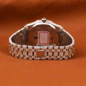 Moissanite Arabic dial หน้าปัดตัวเลขออโต้วันที่เพชรสีโรสโกลด์ดีไซน์เฉพาะสายสแตนเลสอะนาล็อก20มม. - Product Image 4