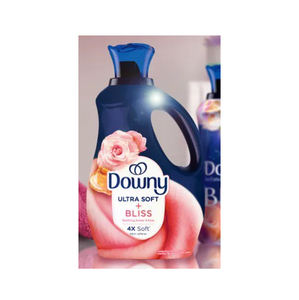 Downy Infusiones Bliss Sparking Ámbar y Rosa 64 Floz Líquido Suavizante de Tela para Ropa Uso Detergente - Product Image 6