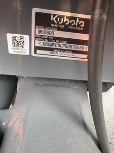 KUBOTA M6060D 4WD Mini tracteur agricole 70HP Massey Engine 4x4 Type d'entraînement Les principales caractéristiques comprennent la pompe et la boîte de vitesses - Product Image 5
