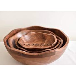 Rustic Wooden Bowl with a Natural Finished Perfect for Displaying or Serving a Variety of <b>Fresh</b> <b>Fruits</b> or Side Dishes - Product Image 2