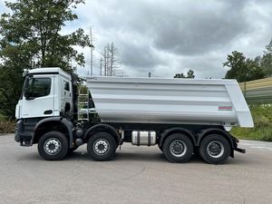 Camion tracteur diesel Mercedes-Benz Arocs 4142 8X4 Euro 6, transmission manuelle, capacité de charge 31-40T, conduite à gauche, neuf - Product Image 6