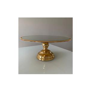 Présentoir à gâteaux ou à desserts en métal plaqué or de forme ronde au design unique personnalisable pour les mariages et les fêtes - Product Image 4