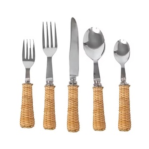 Juego de Cubiertos de Acero Inoxidable Duradero, Fácil de Limpiar y Sostenible, con Mango de Madera, Diseño Moderno de Primera Calidad, Acabado Espejo - Product Image 3