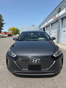 Hyundai Ioniq Hybrid Limited Hatchback 2020 Limpio - Product Image 2