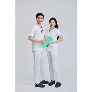 Conjunto de Uniforme Médico Unisex FMF, Hecho en Vietnam, con Detección de Agujas, Tela WFX-CVC 52% Algodón, 45% Poliéster, 3% Elastano - Product Image 5