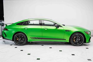 GT63 S 2023 Edición Especial de 4 Puertas ~30 Millas, V8 Biturbo de 630 hp, Tracción en las Cuatro Ruedas, Edición Green Hell Magno - Product Image 3