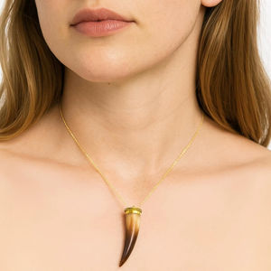 Collier pendentif en corne de buffle, bijoux tribaux naturels et durables pour femmes, haute qualité - Product Image 1