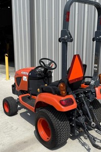 Mejor Tractor Utilitario Kubota BX1880 4WD Barato al por Mayor con Motor, Caja de Cambios, Bomba y Rodamientos - Origen Francia 1200kg - Product Image 2