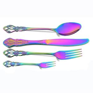 Ensemble de couverts de haute qualité en acier inoxydable multicolore fini mat comprenant 4 pièces fourchette cuillère couteau produits cadeaux - Product Image 1