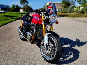 Motocicleta usada Triumph Thruxton 1200 R 2016 a bajo precio en venta - Product Image 1
