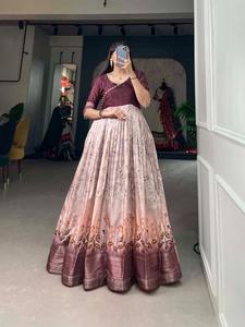 Colección de vestidos de seda Tussar con borde impreso y tejido con costuras de lienzo - Product Image 5