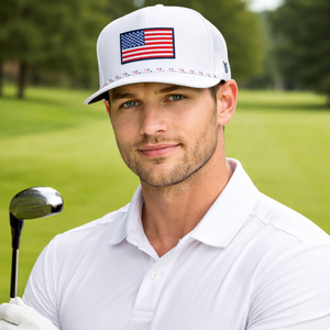 Gorras deportivas de golf impermeables con perforaciones cortadas a láser, gorras de béisbol de visera plana, logotipo personalizado en PVC, goma o bordado. - Product Image 1