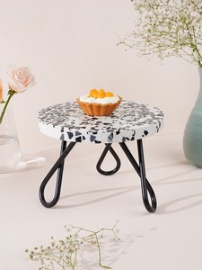 <b>Unique</b> Wooden and Resin Cake Stand for Personalized Cake Presentations Home Decor Wooden Resin Cake Stand on Sale - Product Image 4