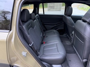 SUPER CLEAN 2025 JE-EP CHE-RO-KEE OVERLAND 4WD TRANSMISIÓN AUTOMÁTICA 4 CILINDROS - Product Image 3