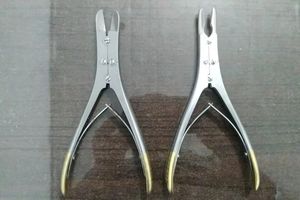 Couteau à os de 7 pouces et Rongeur à os de 7 pouces - Instruments chirurgicaux orthopédiques de qualité supérieure - Product Image 2