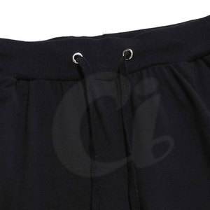 Survêtement confortable de couleur unie pour hommes Survêtement pour hommes le plus vendu Survêtement pour hommes en matériau durable - Product Image 4