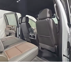 GMC Sierra 3500HD Denali 2024, cabine double, transmission intégrale, boîte de vitesses automatique, sièges en cuir, toit ouvrant panoramique, caméra arrière, conduite à gauche - Product Image 4