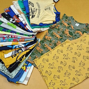 Ropa de bebé de calidad premium, camiseta de verano para niñas y niños, venta al por mayor, ropa excedente de marca, stock de ropa para niños de Bangladesh - Product Image 1