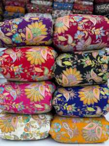 Tissu Premium en Crêpe Naturel, Motif Big Kerry, Fortement Brodé, Teint, Écologique, Séchage Rapide, Respirant, Poids Moyen, Tissé - Product Image 3