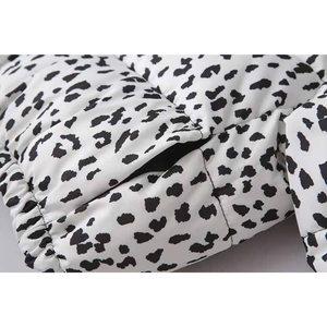 Veste d'extérieur décontractée pour hommes en toile légère Bomber matelassé d'hiver avec capuche coupe-vent Puffer Design Logo avant - Product Image 5