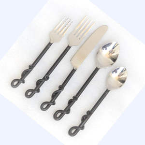 Ensemble de couverts en acier inoxydable haut de gamme unique 5 pièces de couverts en argent de style américain de luxe - Product Image 2