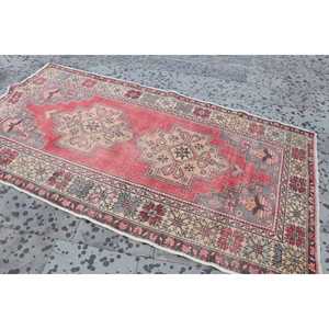 พรมวินเทจขนาด 4.4x8.2 ฟุต สีแดงเทา ลายจุด ทำจากขนสัตว์ - Product Image 4