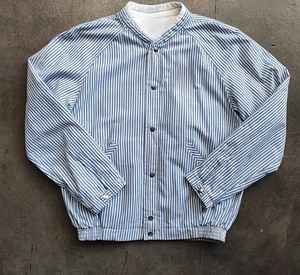 Custom Vintage Denim <b>Jacket</b> <b>for</b> Winter Formal & Casual Streetwear with Patchwork Print Embroidery & Button Decoration - Product Image 3