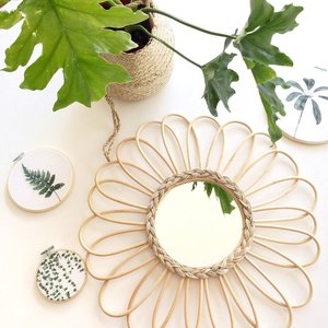 Miroir en rotin design scandinave fait à la main pour mur motif rond en gros pas cher décor à la maison du Vietnam pour les vacances de noël - Product Image 6